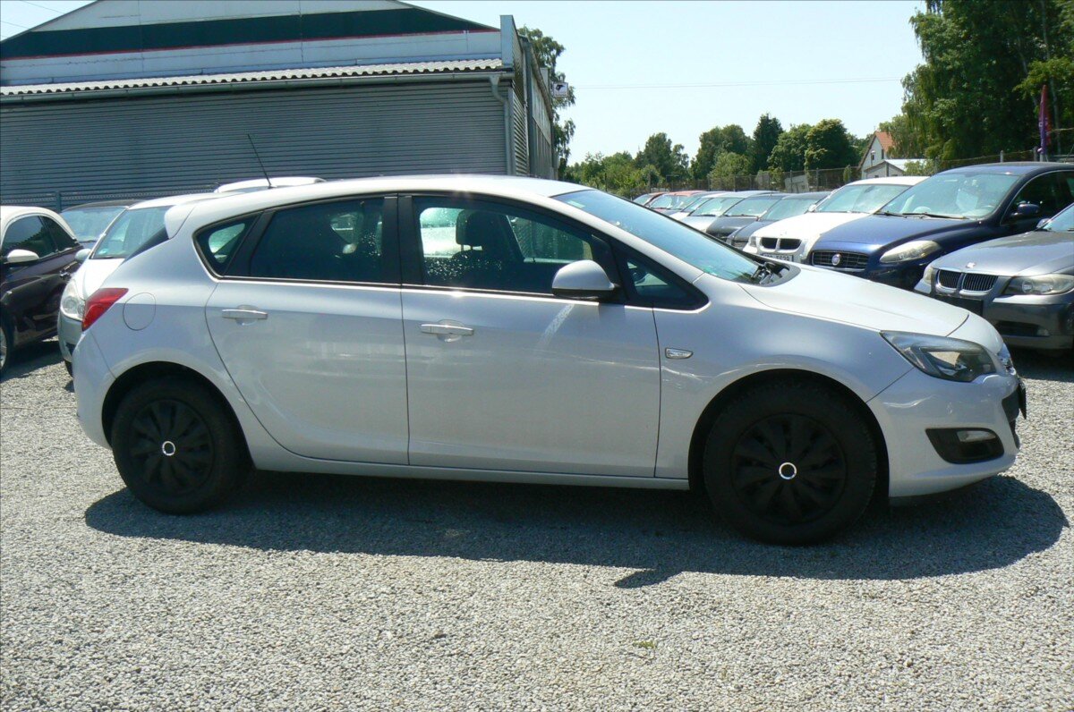 Opel Astra Hatchback 1,4 l 103 kw