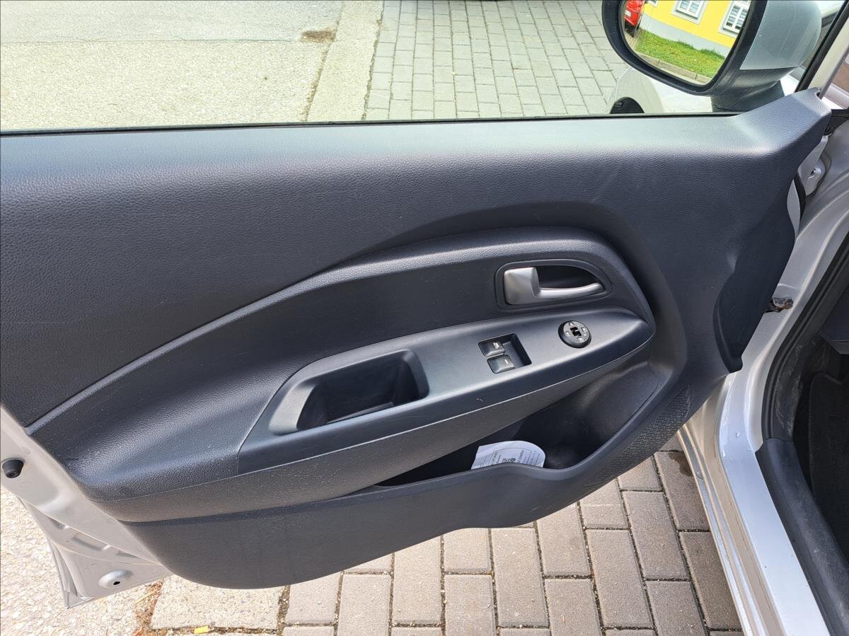 KIA Rio Hatchback 1,1 l 55 kw