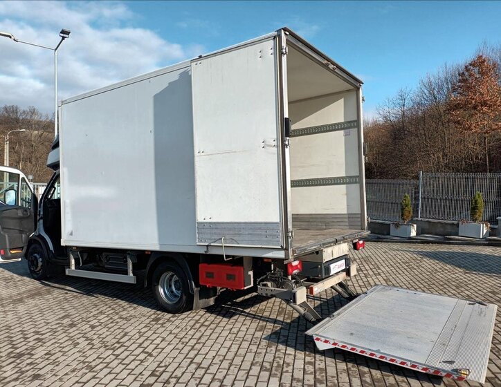 Iveco Daily Skříň 3,0 l 132 kw