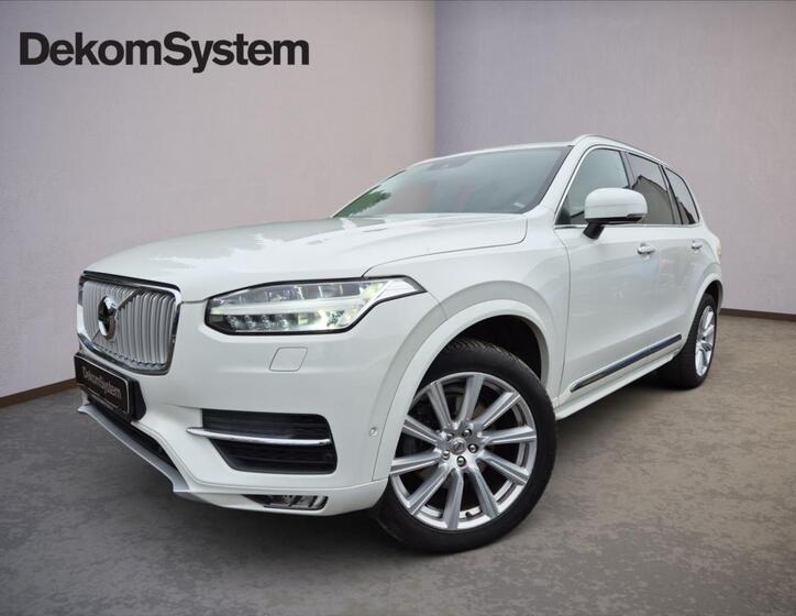 Volvo XC90 1