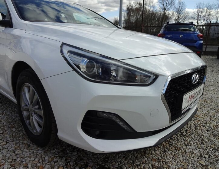 Hyundai i30 Kombi 1,6 l 85 kw