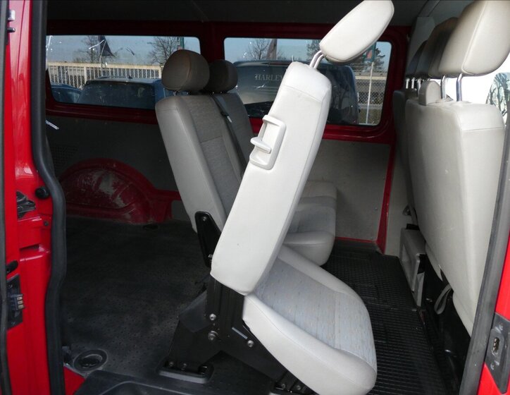 Volkswagen Transporter Ostatní 2,0 l 103 kw