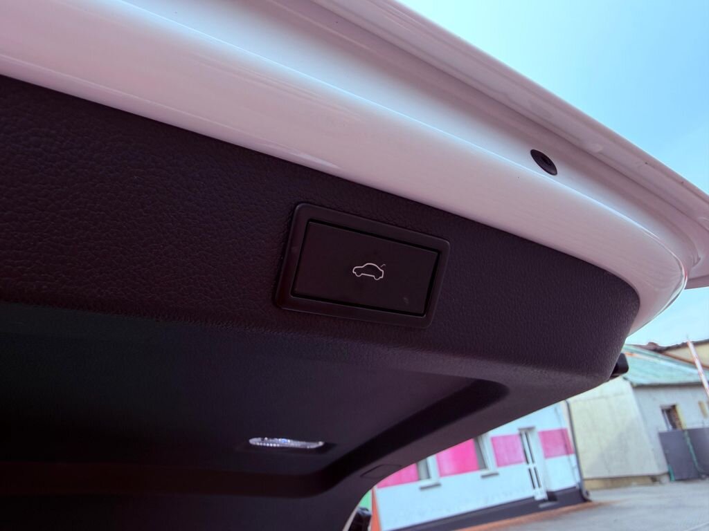 Škoda Superb Kombi 2,0 l 140 kw