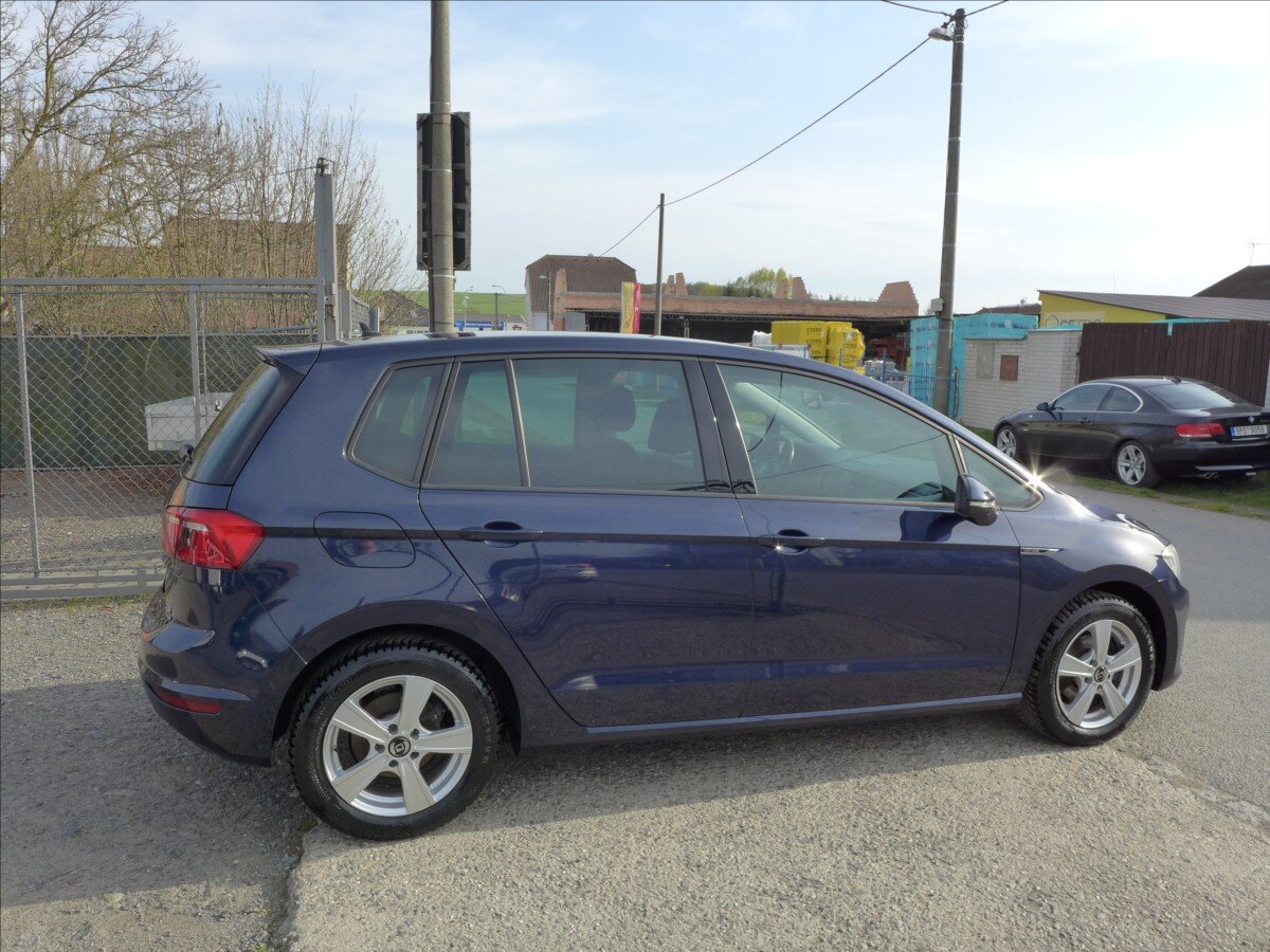 Volkswagen Golf Sportsvan Kombi 1,2 l 81 kw