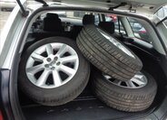 Toyota Avensis Kombi 2,0 l 108 kw