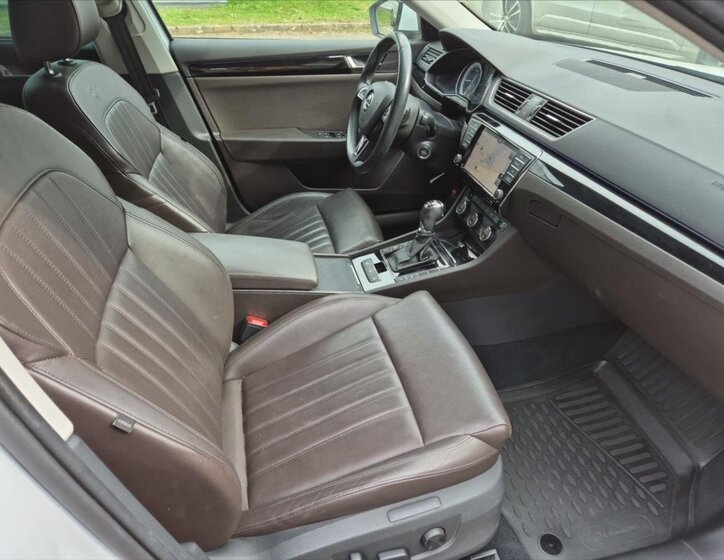 Škoda Superb Kombi 2,0 l 140 kw