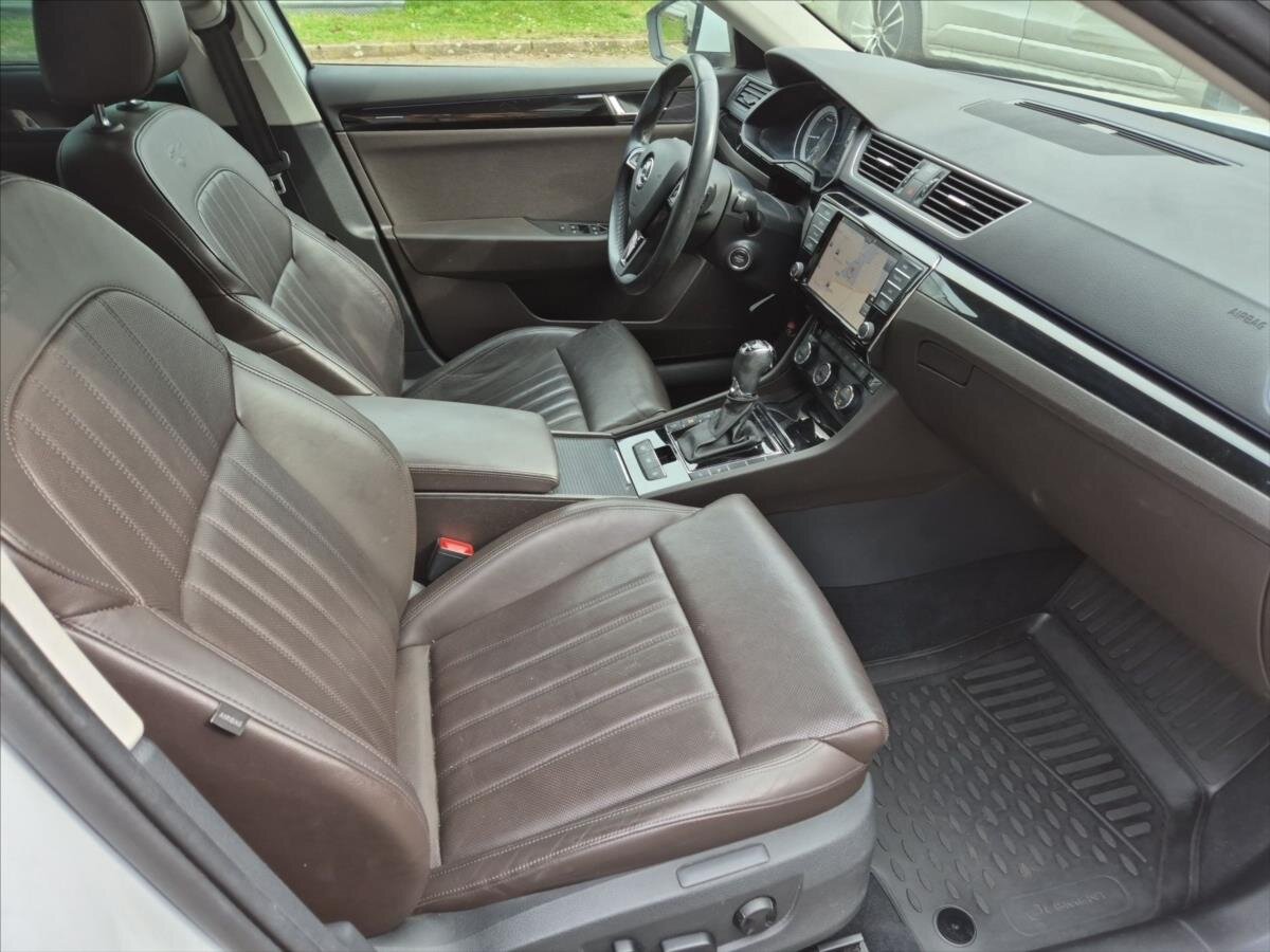 Škoda Superb Kombi 2,0 l 140 kw