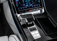 Audi A8 18