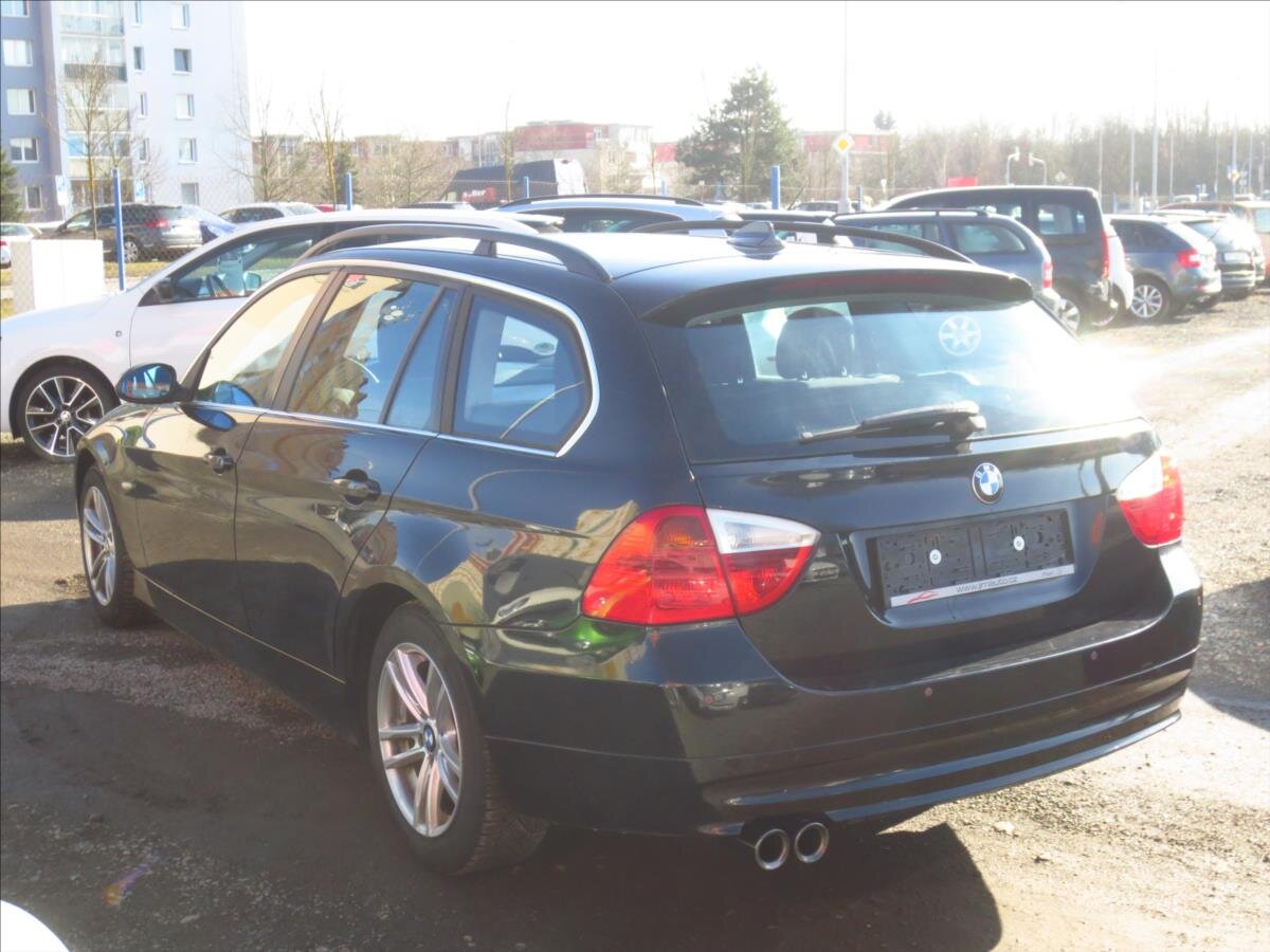 BMW Řada 3 Kombi 2,5 l 160 kw