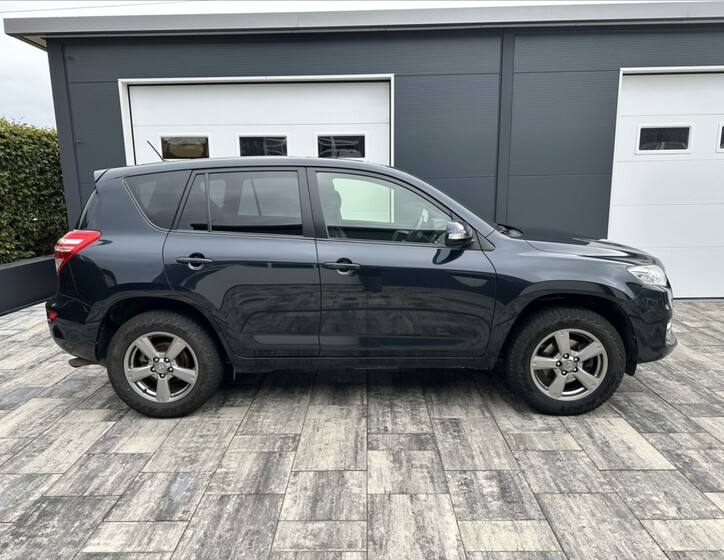 Toyota RAV4 4