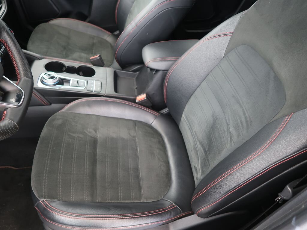 Ford Kuga SUV 2,5 l 112 kw