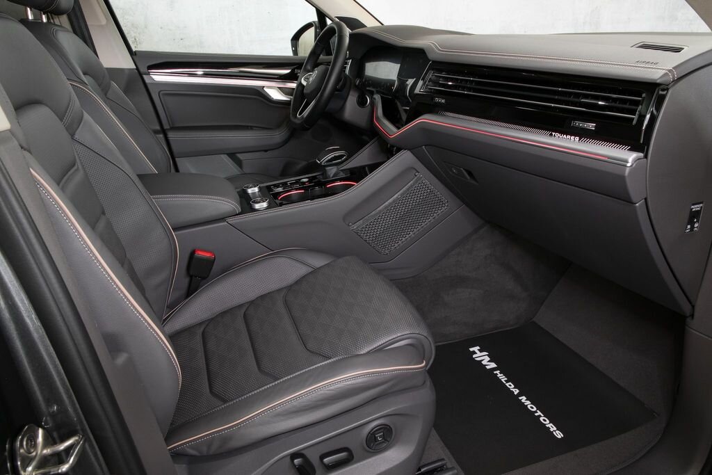 Volkswagen Touareg SUV / Terénní 3,0 l 210 kw