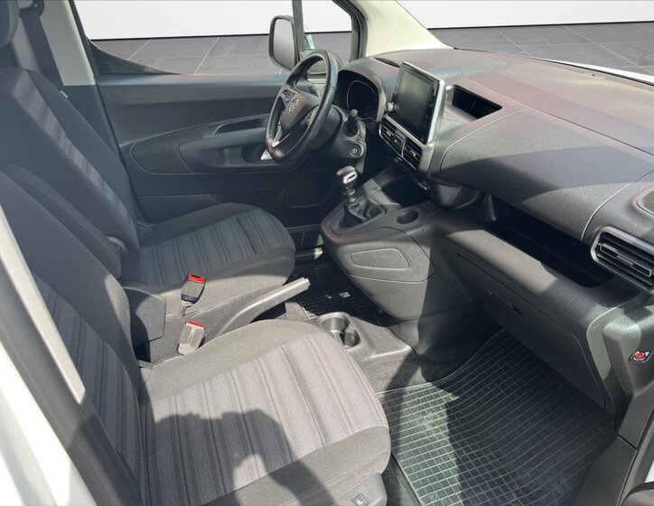 Opel Combo MPV 1,2 l 81 kw