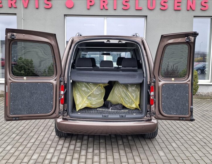 Volkswagen Caddy Kombi 1,6 l 75 kw