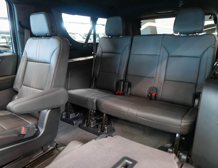 Chevrolet Suburban SUV 6,2 l 313 kw