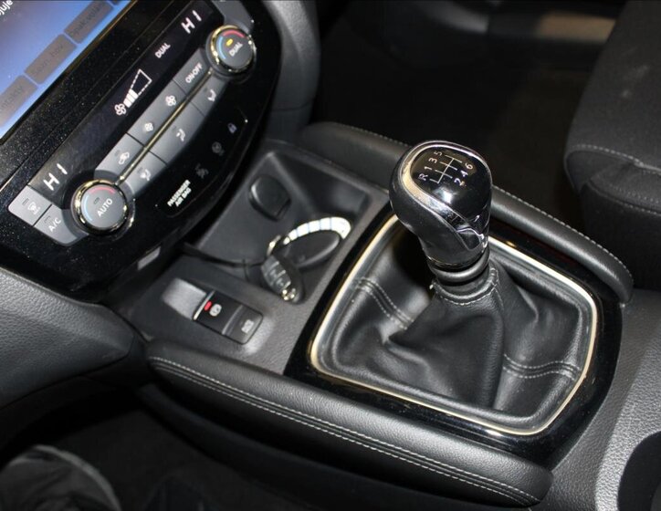 Nissan Qashqai SUV / Terénní 1,6 l 96 kw