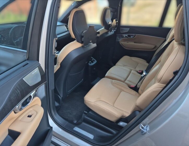 Volvo XC90 Ostatní 2,0 l 228 kw