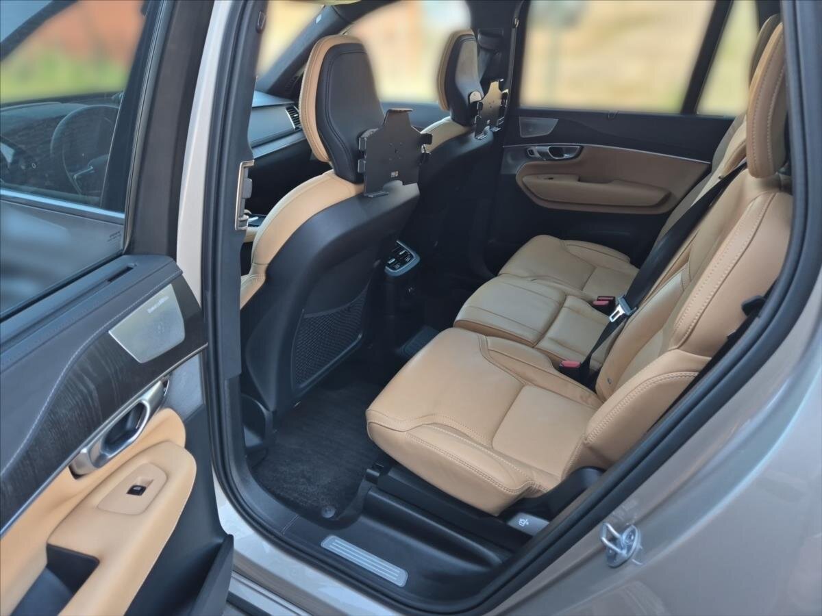 Volvo XC90 Ostatní 2,0 l 228 kw