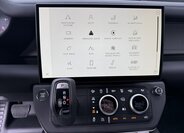 Land Rover Defender SUV / Terénní 3,0 l 147 kw