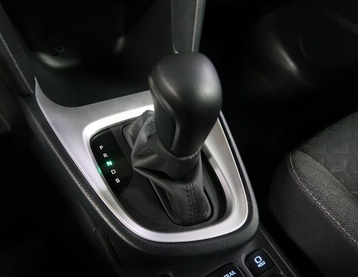 Toyota Yaris Cross 29