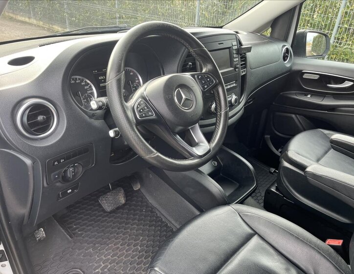 Mercedes-Benz Vito MPV 2,1 l 140 kw
