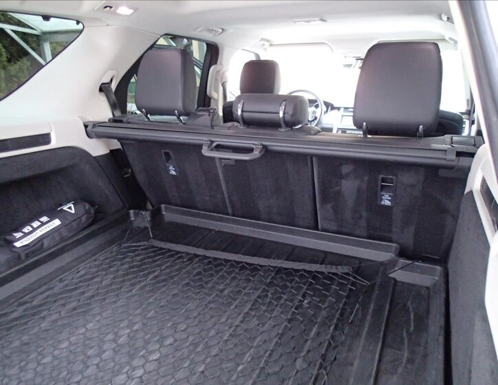 Land Rover Discovery SUV / Terénní 2,0 l 132 kw