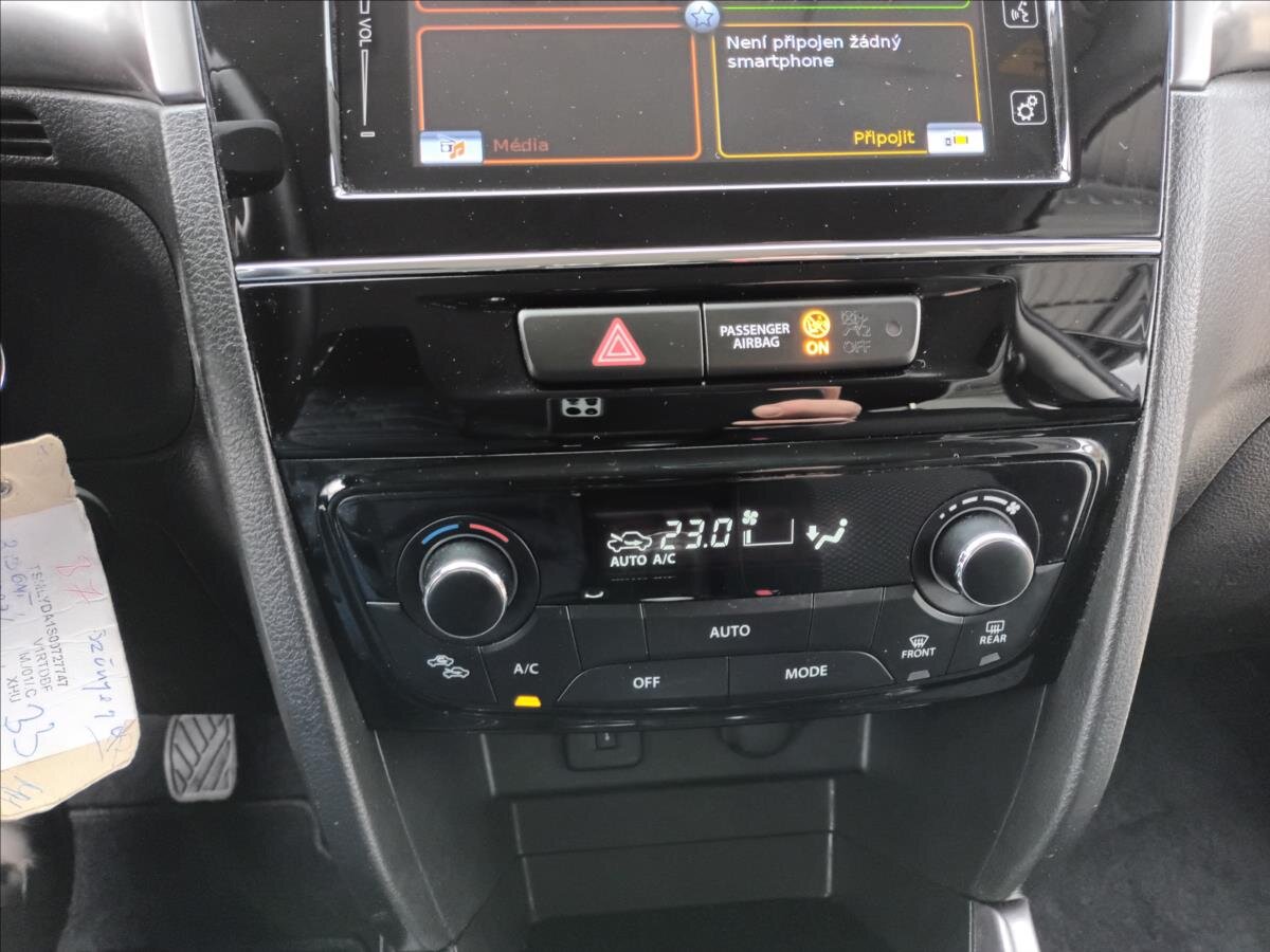 Suzuki Vitara SUV 1,4 l 103 kw