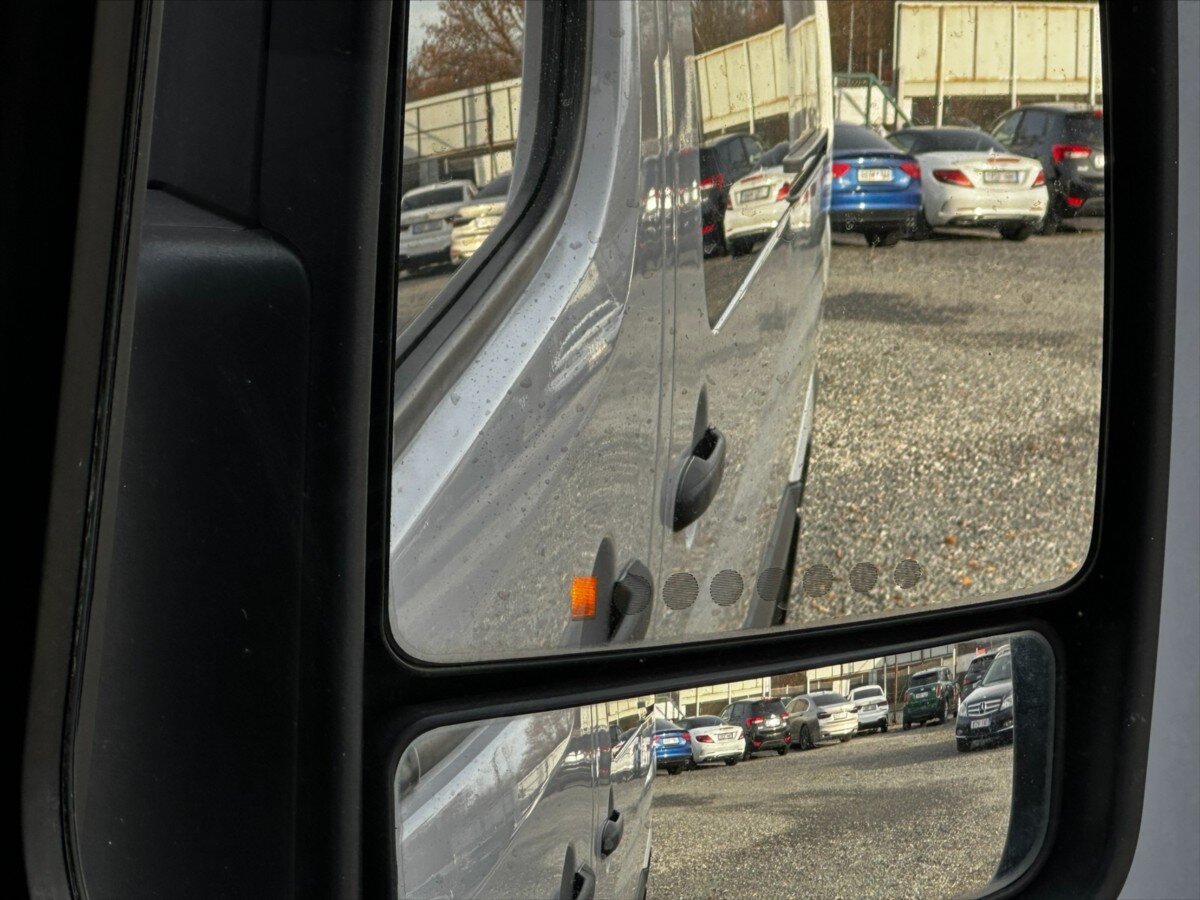 Mercedes-Benz Sprinter Skříň 2,1 l 120 kw