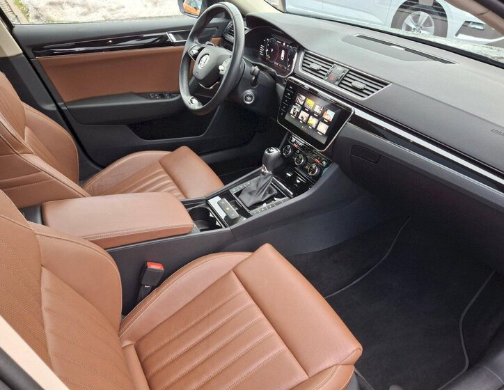 Škoda Superb Kombi 2,0 l 147 kw