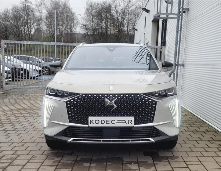 DS Automobiles DS7 Crossback 2