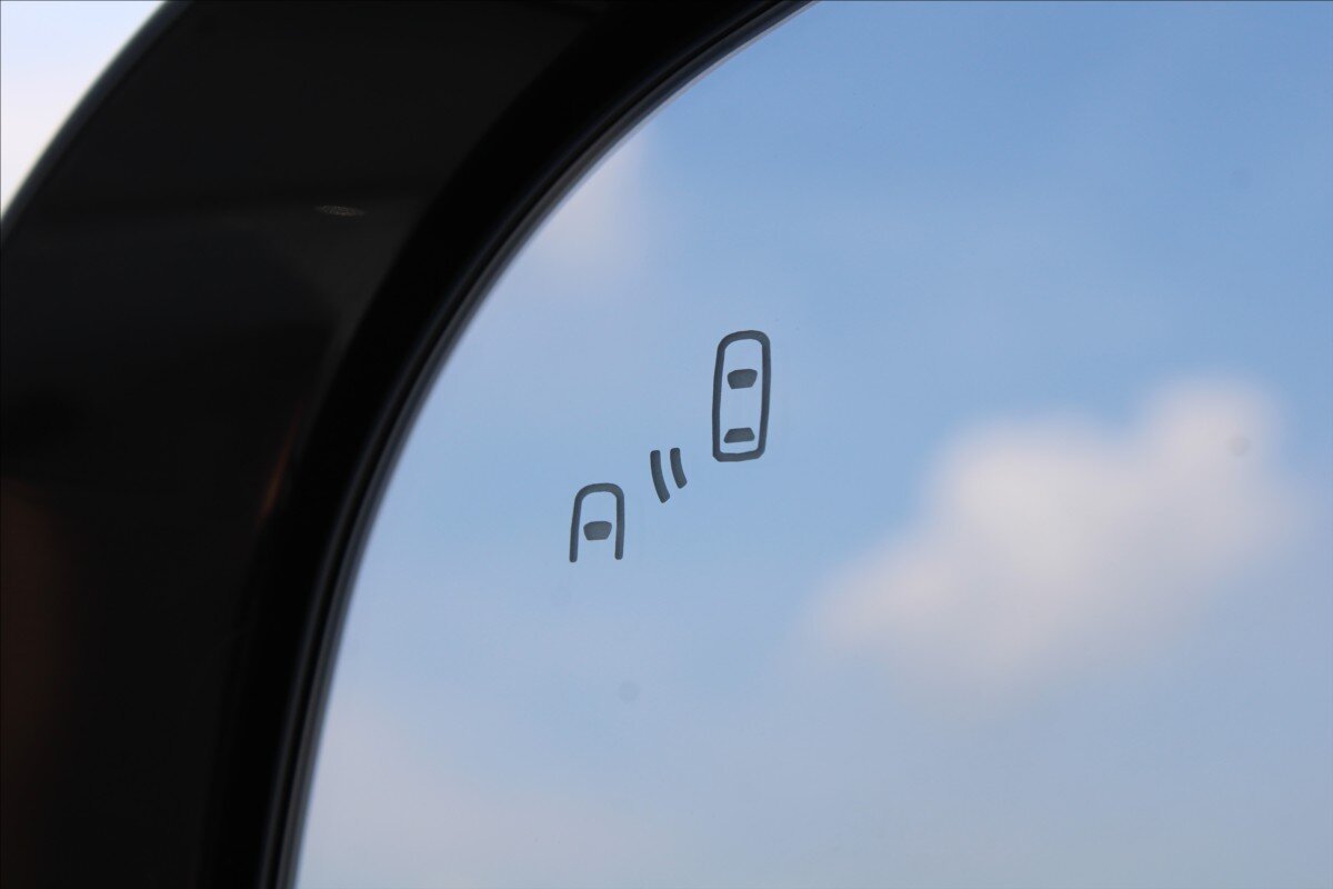 Mitsubishi Outlander SUV / Terénní 2,0 l 110 kw