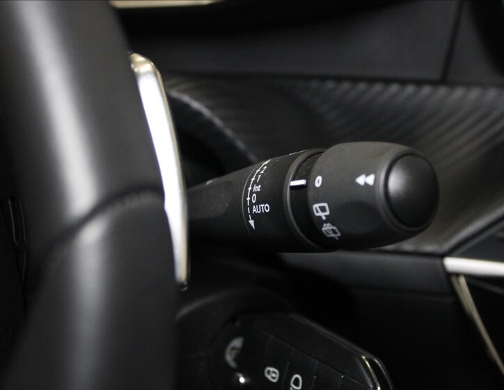 Peugeot 2008 SUV / Terénní 1,2 l 96 kw