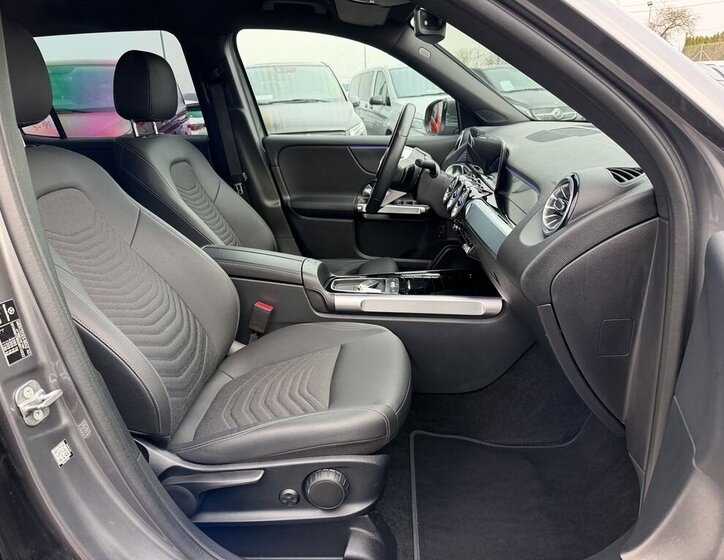 Mercedes-Benz GLB SUV / Terénní 2,0 l 110 kw