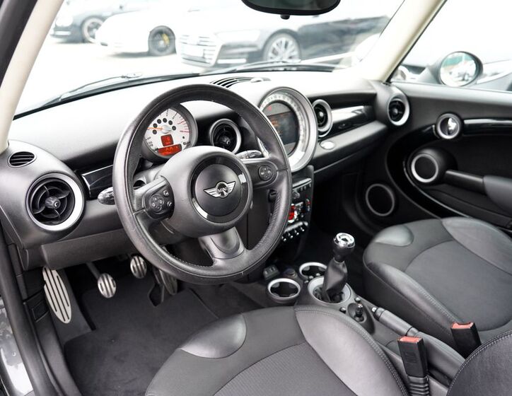 Mini Cooper S 21