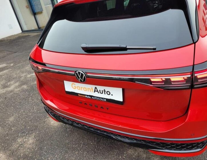 Volkswagen Passat Kombi 2,0 l 195 kw