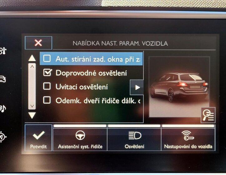 Peugeot 308 Kombi 1,2 l 96 kw