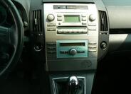 Toyota Corolla Verso 13