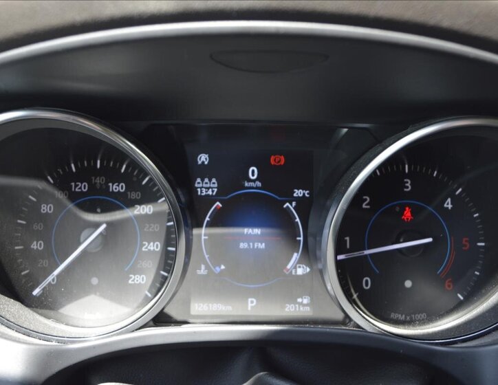 Jaguar F-Pace SUV 2,0 l 177 kw