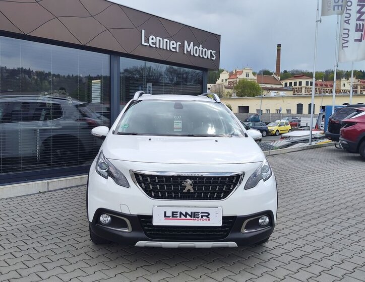Peugeot 2008 SUV / Terénní 1,2 l 81 kw