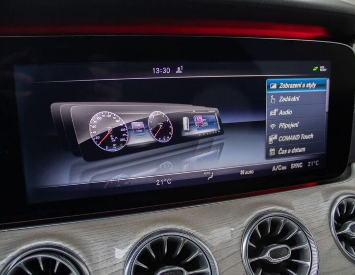 Mercedes-Benz Třídy E 31