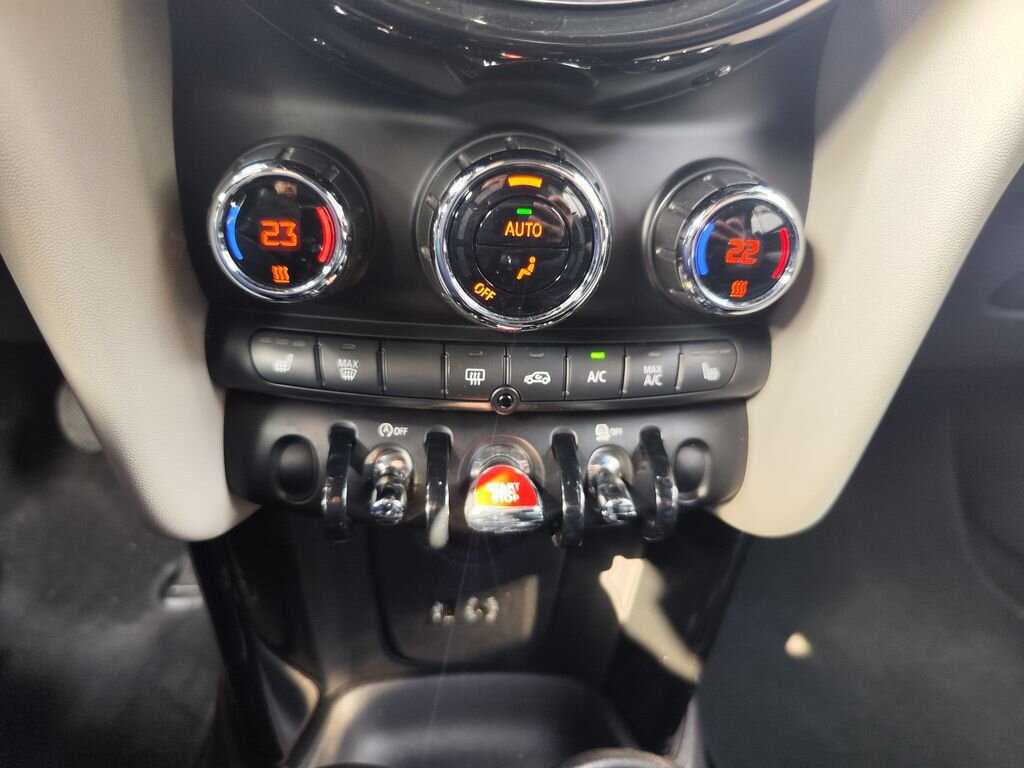 Mini Cooper Hatchback 1,5 l 85 kw