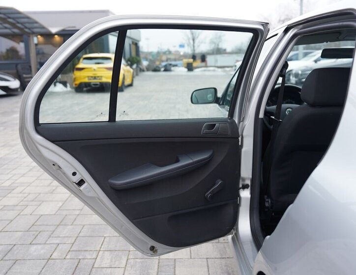 Škoda Fabia Sedan 1,2 l 47 kw