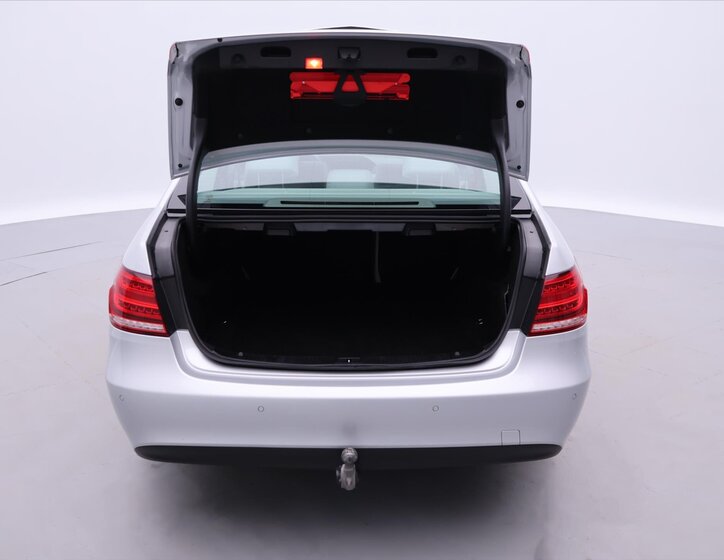 Mercedes-Benz Třídy E 9