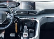 Peugeot 5008 MPV 1,6 l 88 kw