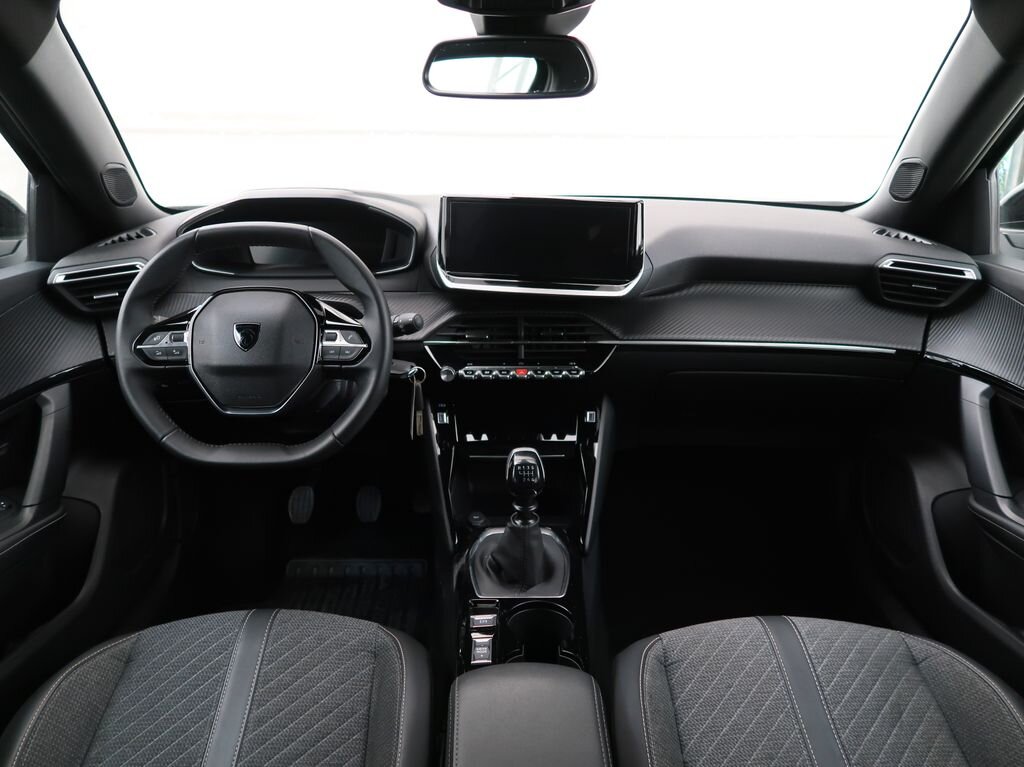 Peugeot 2008 SUV / Terénní 1,2 l 74 kw