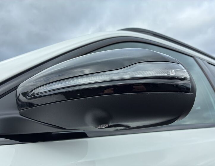 Mercedes-Benz EQB 23