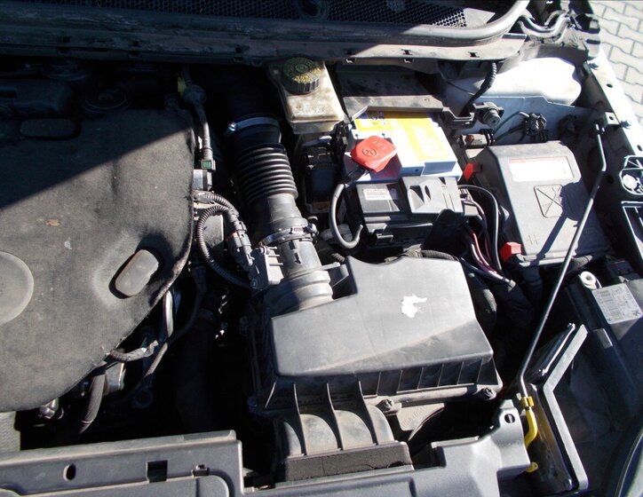 Peugeot 308 Kombi 2,0 l 133 kw