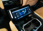 Jeep Grand Wagoneer 43