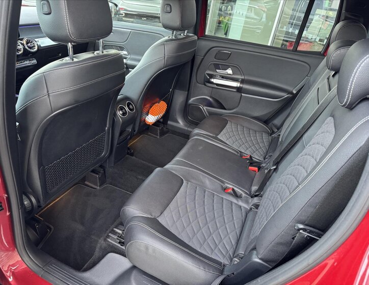 Mercedes-Benz GLB 18