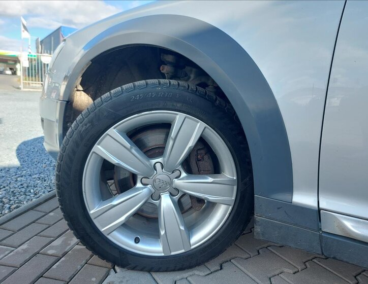 Audi A6 Allroad Kombi 3,0 l 176 kw